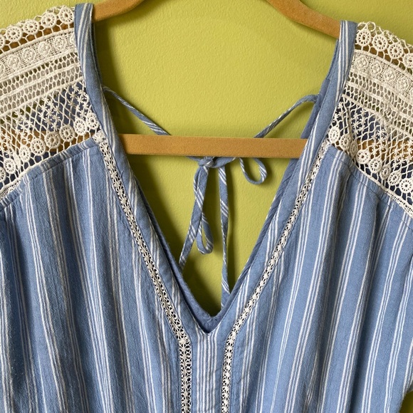 Romper - Picture 2 of 4